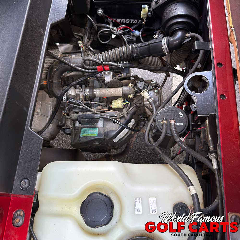 2020 EZGO RXV (gas EFI) Red - Image 9